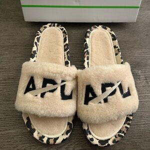 APL shearling Leopard Print Slides